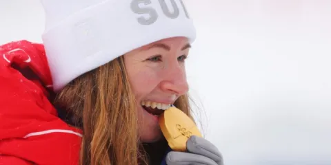VIDEOS. Marianne Fatton hace historia con el oro olímpico en esquí de montaña sprint en Milano Cortina 2026