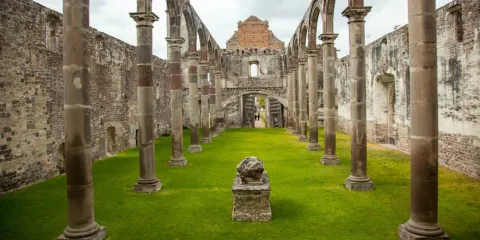 Tecali de Herrera: historia viva en el impresionante Ex Convento del siglo XVI