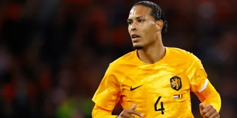 Virgil van Dijk: de lavar platos a líder del Liverpool y referente de Países Bajos rumbo al Mundial 2026