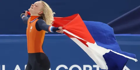 Xandra Velzeboer gana oro en los 1000m de pista corta en Milano Cortina 2026 y amplía el dominio de Países Bajos