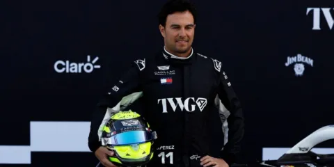 Sergio Pérez completa su primera carrera con Cadillac en la Fórmula 1 en Australia 2026