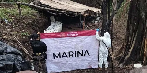 Desmantelan narcolaboratorio en Guerrero y aseguran 300 kilos de metanfetamina