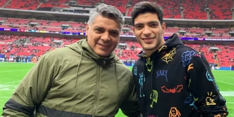 Fallece el padre de Raúl Jiménez, delantero del Fulham y la Selección Mexicana