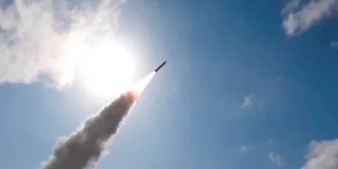 “Vigila tu espalda o ¡podrías ser eliminado!, advierte Irán a Trump. EEUU intensifica bombardeos