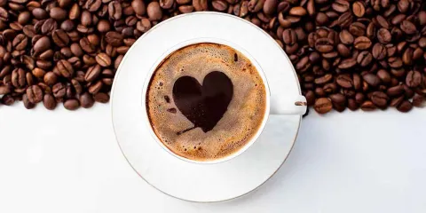 ¿Es bueno tomar café todos los días? Esto dicen expertos sobre tu corazón
