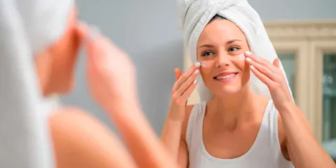 Skincare en primavera: la mejor crema facial para hidratar sin grasa