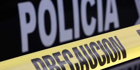 Sujetos en Tlaxcala atacan a chofer de transporte público pero pasajeros se suman a la pelea