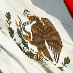 La evolución de la bandera mexicana: Un símbolo de unidad y orgullo nacional