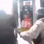 VIDEO. Emboscada en Jalisco contra militares en gasolinera, tras abatimiento de “El Mencho”