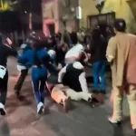 Riña campal afuera del antro La Pulsión termina con brutal “botellazo” a un joven