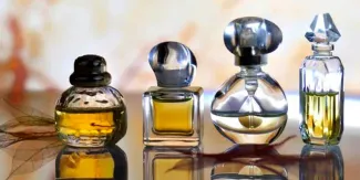El arte del perfume en capas: la tradición árabe que conquista a Occidente 