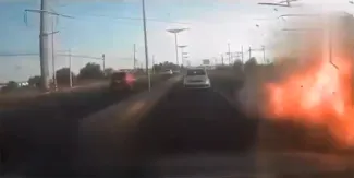 Dos muertos tras explosión de vehículo en la México-Pachuca, cerca del AIFA 