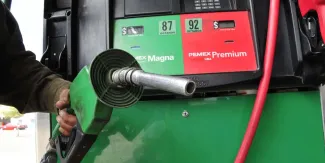Hacienda aumenta estímulo al diésel y gasolina para contener alza en precios
