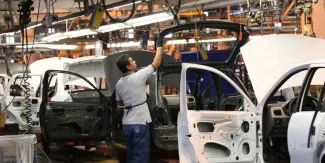 México busca cero aranceles en acero y aluminio en revisión del TMEC