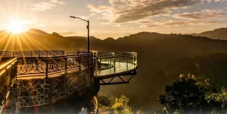 Mirador de Cristal de Zacatlán, Puebla: el lugar donde caminarás entre las nubes