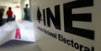 Reforma electoral va por austeridad y control de sueldos en el INE | Mañanera del Pueblo 17 de Marzo 2026