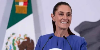 Sheinbaum celebra Plan B electoral: “pondrá a dieta” al INE y reducirá privilegios