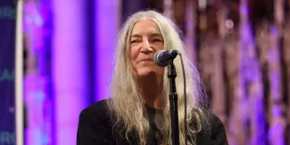 Patti Smith gana el Premio Princesa de Asturias 2026: reconocen su legado en la música y la poesía