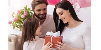 Día de la Madre: los regalos de belleza más deseados para consentir a mamá