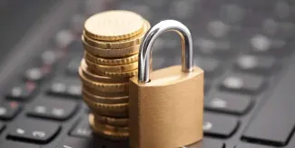 SCJN avala bloqueo de cuentas por la UIF sin orden judicial: alertan riesgos para ciudadanos