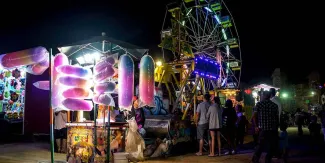 VIDEO. Cae una menor de  juego mecánico en movimiento  en Ometepec