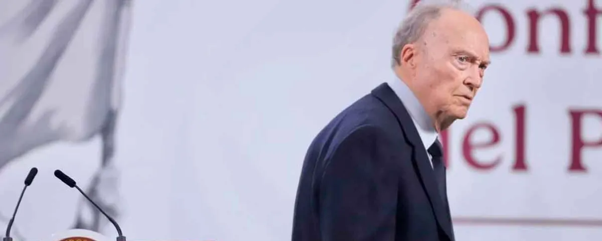 Alejandro Gertz Manero habría firmado su renuncia a la FGR