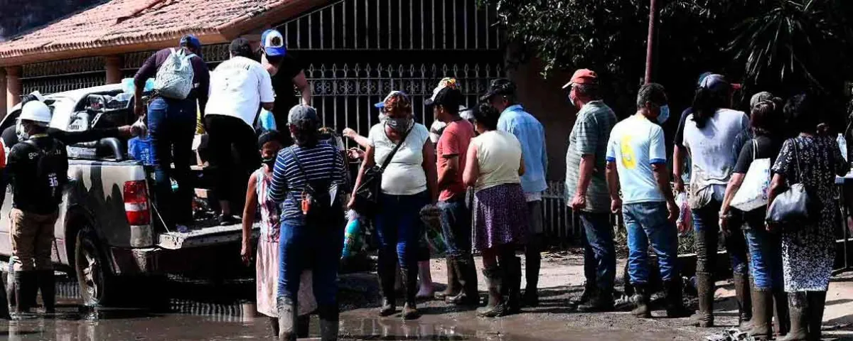 Familias afectadas por inundaciones de octubre protestan por falta de apoyo
