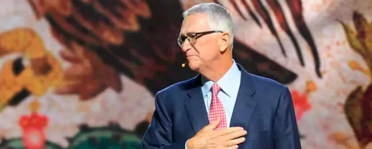 Ricardo Salinas Pliego suspende nuevas inversiones en México