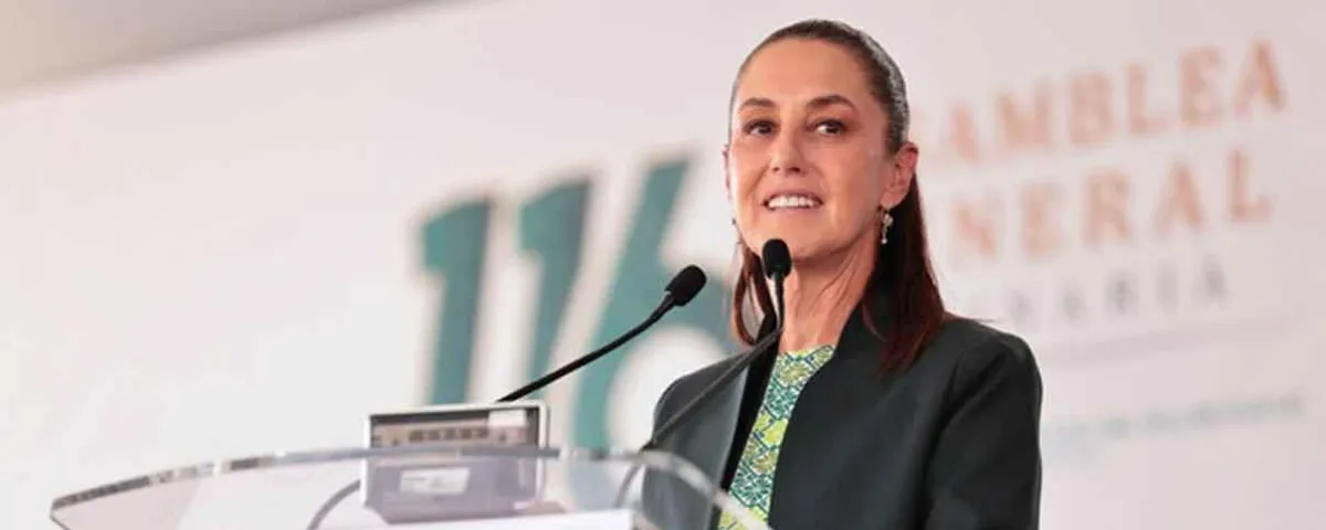 Claudia Sheinbaum formaliza invitación a México al papa León XIV