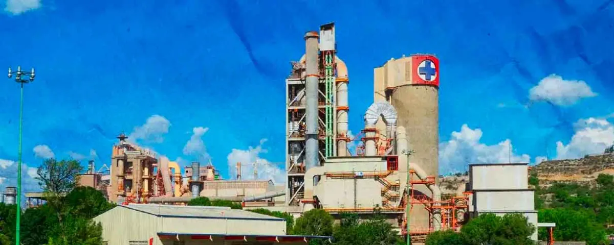 Enfrentamiento en la Cooperativa Cruz Azul en Hidalgo: operativo por orden judicial desata disparos