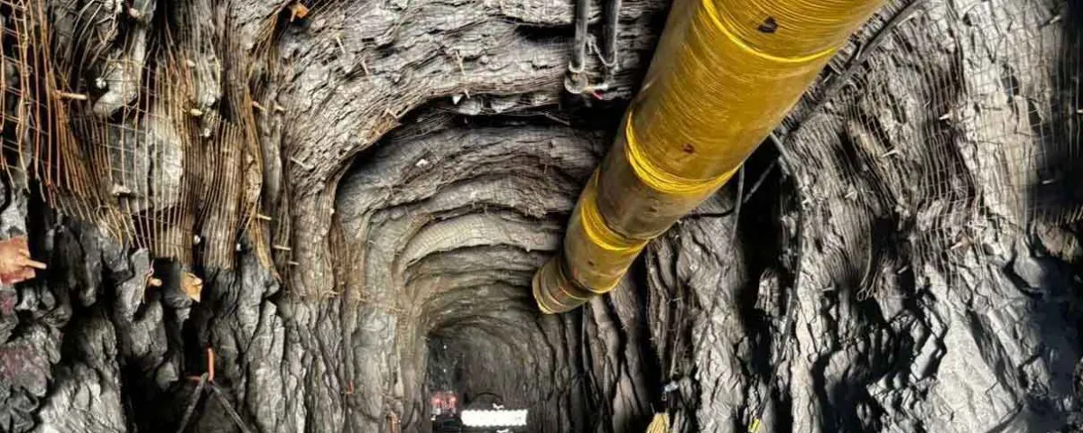 Mineros contradicen a García Harfuch, afirman que sus compañeros si fueron amenazados por el crimen