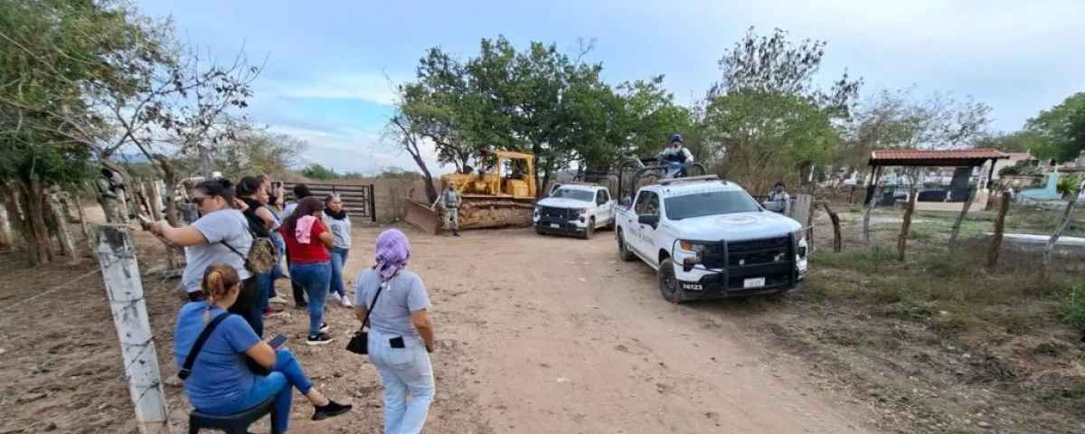 Confirman identidad de ingeniero y obrero rescatados de fosa en El Verde