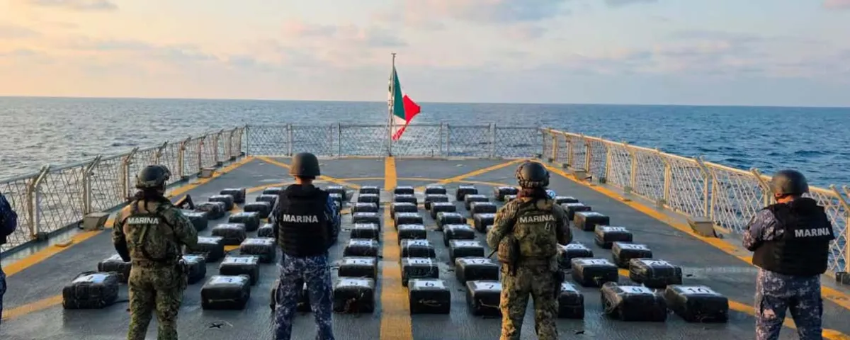 Aseguran dos toneladas de cocaína en Acapulco en operación marítima
