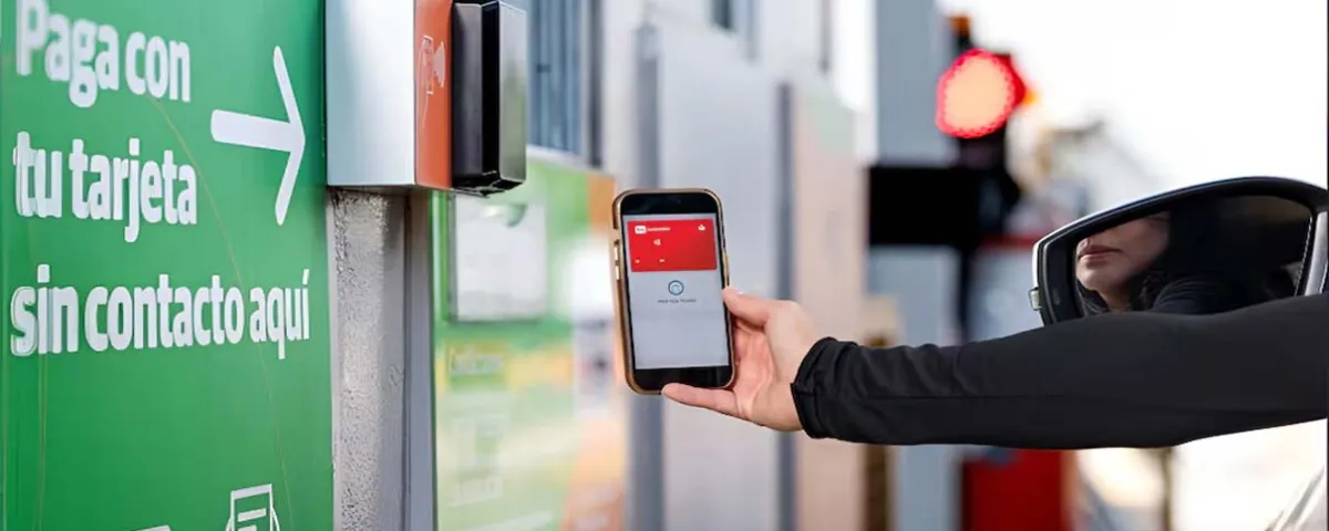 México hará obligatorio el pago digital en gasolina y casetas este año