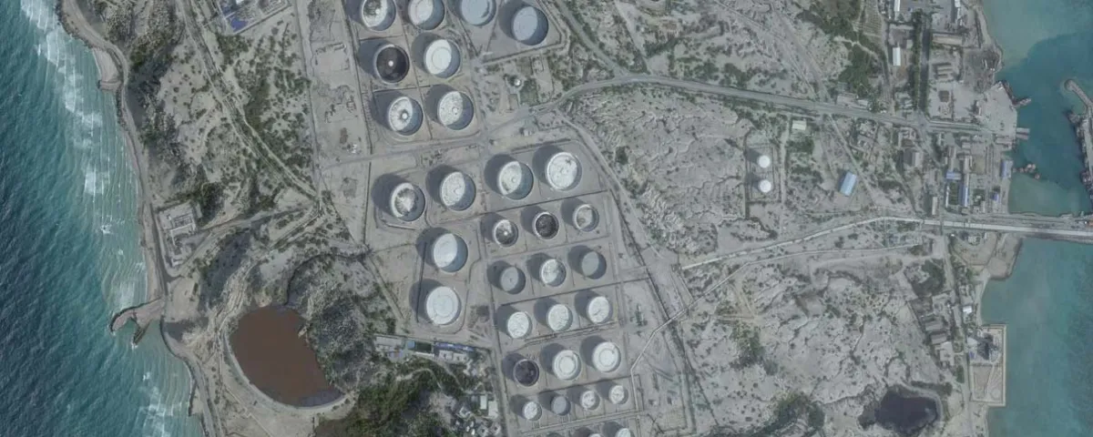 Trump presume devastador bombardeo en la isla iraní de Kharg: “Destruimos todos los objetivos militares”