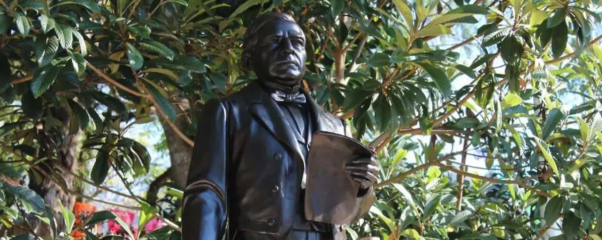 Ucrania analiza colocar estatua de Benito Juárez en Kiev en plena guerra con Rusia