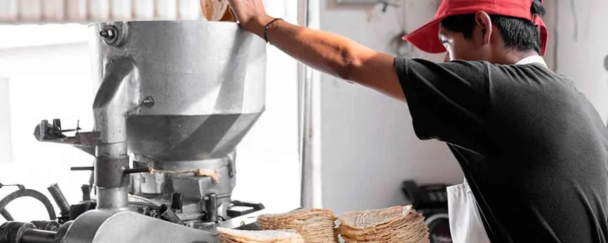 Advierten aumento al precio de la tortilla de hasta 4 pesos por kilo