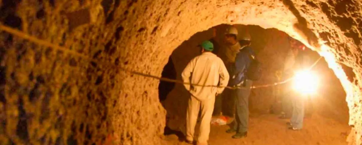 Hallan huachitúnel de Pemex con 4 muertos en Edomex; FGR despliega operativo