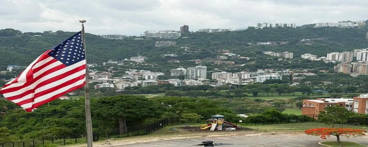 Aeronaves de EE. UU. aterrizan en embajada de Venezuela durante un sorpresivo ejercicio militar