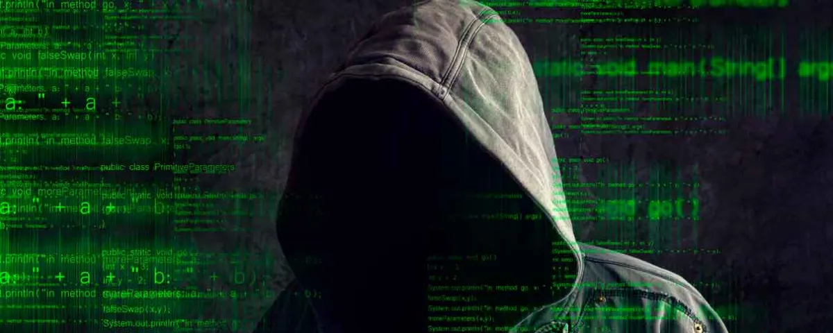 Cárteles evolucionan a “ciber cárteles”: reclutan hackers para robo de identidad y datos financieros
